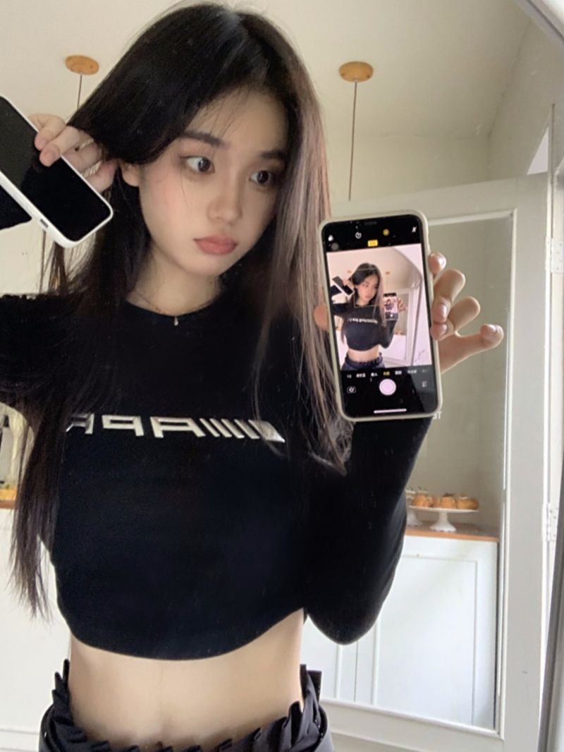 韓版修身長袖T恤女不規則打底衫秋季辣妹露臍短款字母顯瘦上衣潮