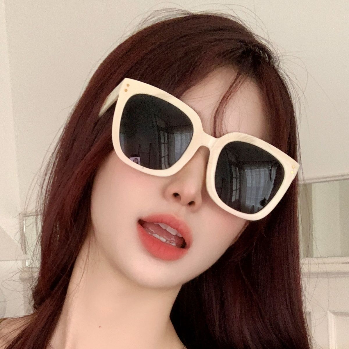 Retro jennie new sunglasses beige square ultraviolet same style sunglasses big face