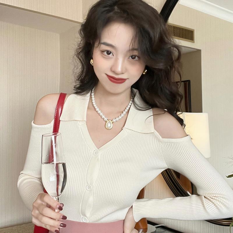 氣質翻領V領露肩單排扣針織衫女2023春秋季新款韓版百搭修身上衣