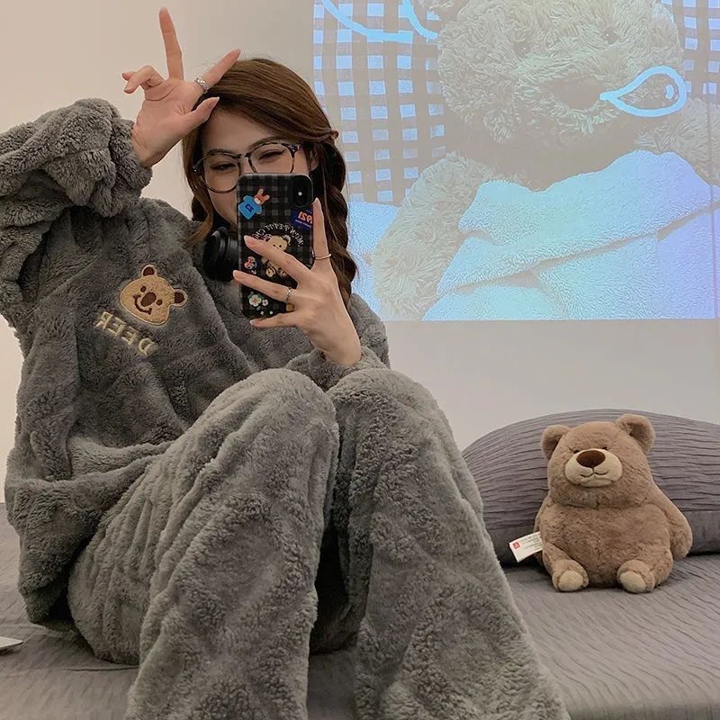 睡衣女冬季網紅款長袖長褲珊瑚絨寬鬆加大加厚卡通簡約家居服套裝