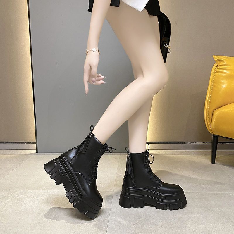 马丁靴女秋冬季新款超厚底8cm增高松糕短靴小个子休闲单靴子