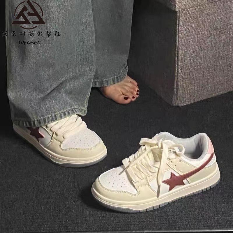 躍臣鞋子女2023秋季新款芝士奶油星星百搭軟底休閒運動情侶板鞋潮