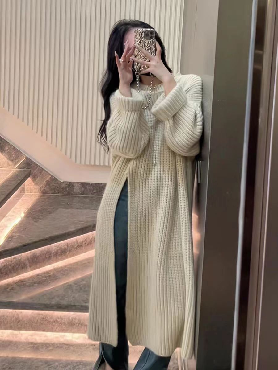 韓系早秋慵懶風毛衣裙女2023新款寬鬆套頭側開叉過膝中長款針織裙