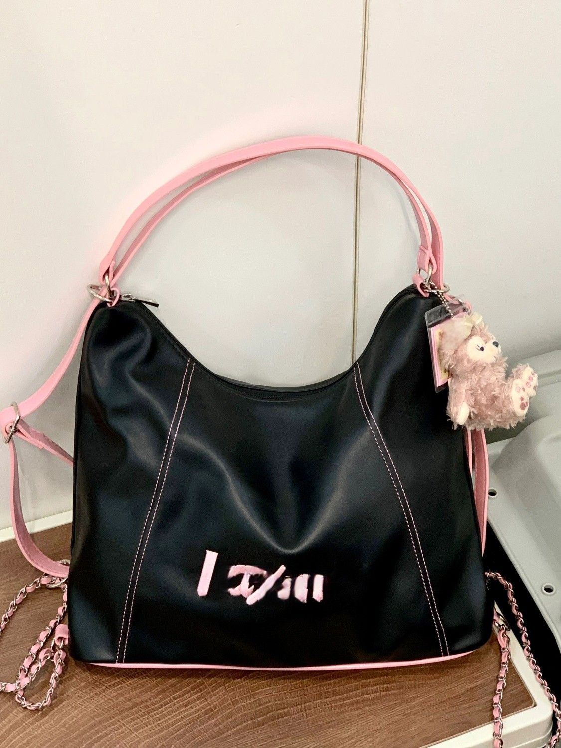Large-capacity bag for women 2024 new style this year's popular niche design fashionable contrasting commuter tote crossbody bag