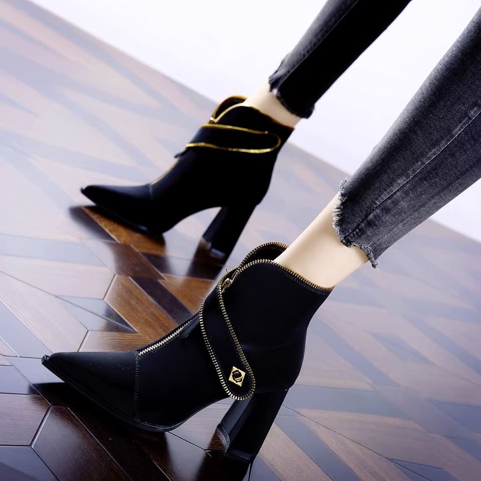 French niche design front zipper fashion short boots 2023 autumn and winter pointed toe western style metal slimming thick heels and naked boots