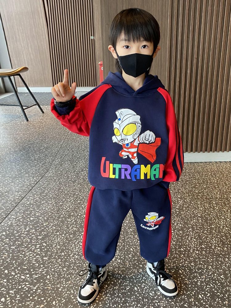 Ultraman clothes, boys' sweatshirt suit, handsome and fashionable baby and children's autumn and winter clothing, sports plus velvet and thickening trend