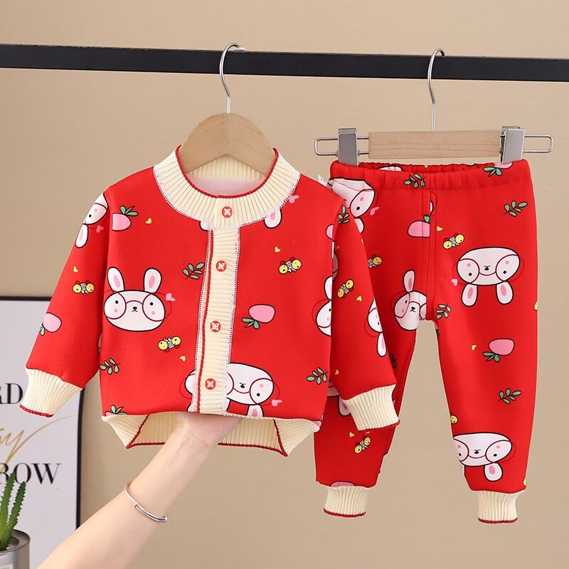 Children's autumn and winter clothing set new outer wear for baby girls plus velvet warm clothes two-piece suit for baby boys cardigan tops