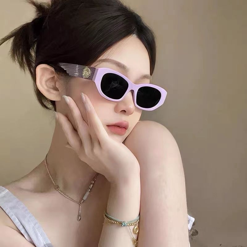 歐美橢圓形紫色小框窄辣妹度假墨鏡女復古高級感防紫外線太陽眼鏡