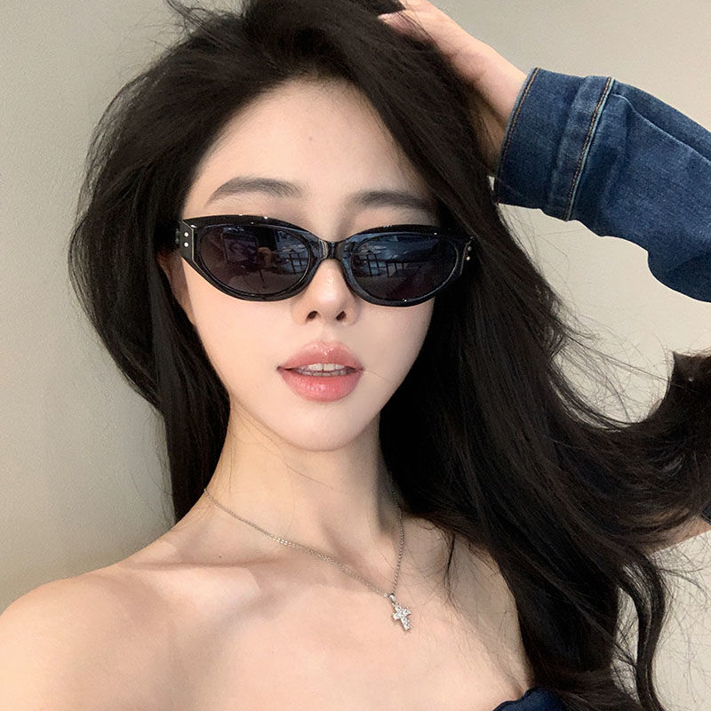 復古貓眼墨鏡女高級感Jennie窄框眼鏡2023新款潮防紫外線酷太陽鏡