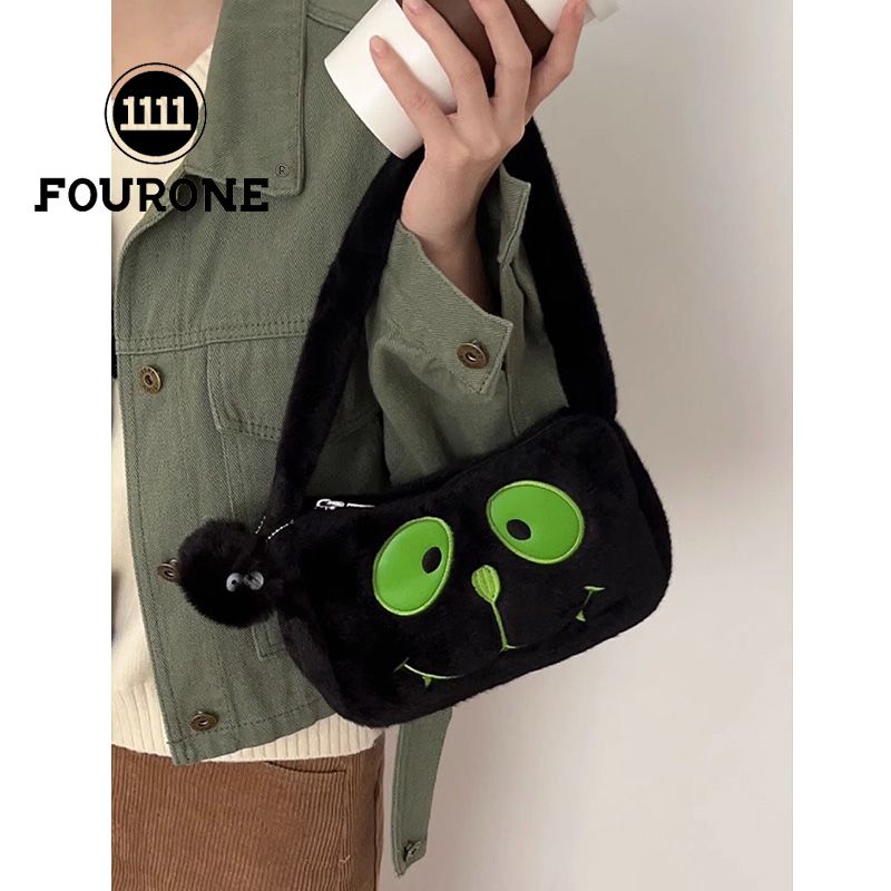 Cartoon Anime Plush Bag Women's New Fashion Shoulder Bag Versatile Ins Funny Cute Handbag