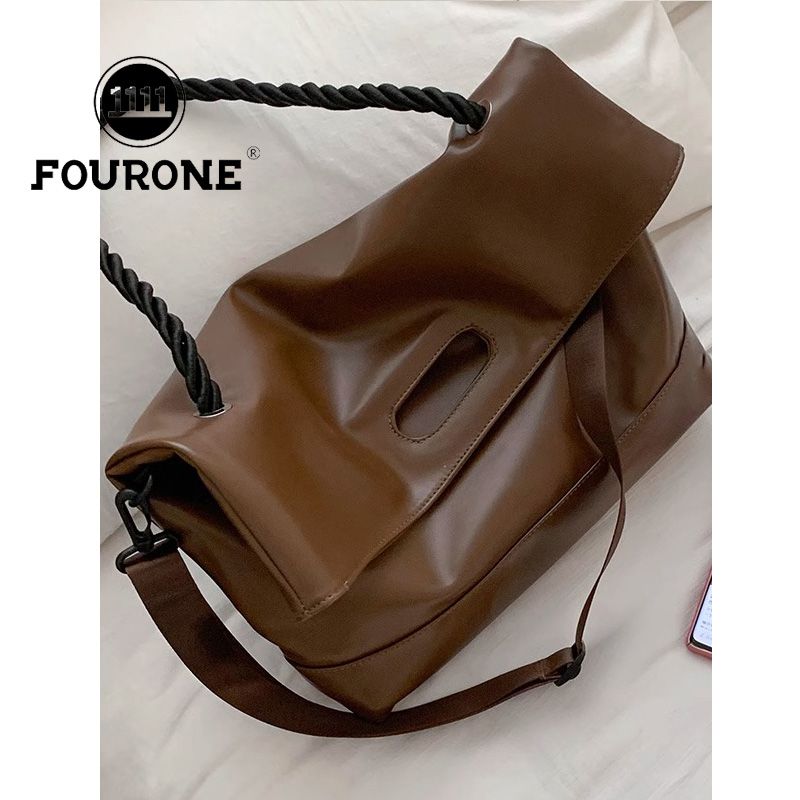 Retro Large Capacity Briefcase Women's New Korean Tote Bag Versatile Shoulder Messenger Bag Commuter Bag