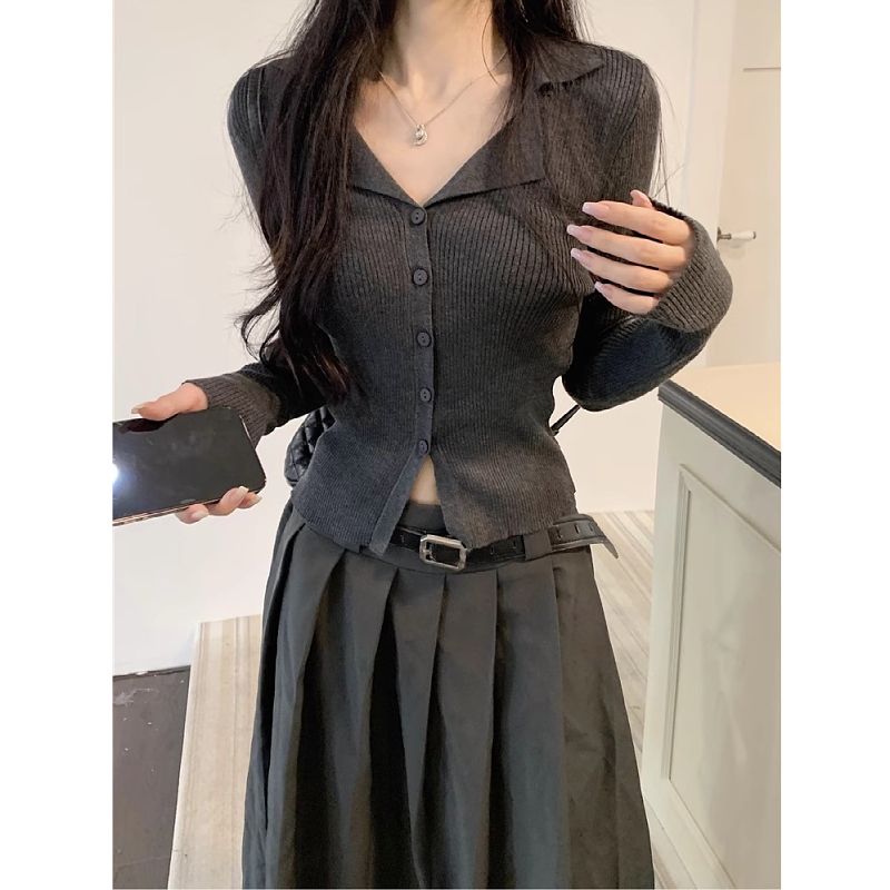 French striped knitted cardigan for women in autumn, outer wear and inner base, slim long-sleeved design, niche lapel top