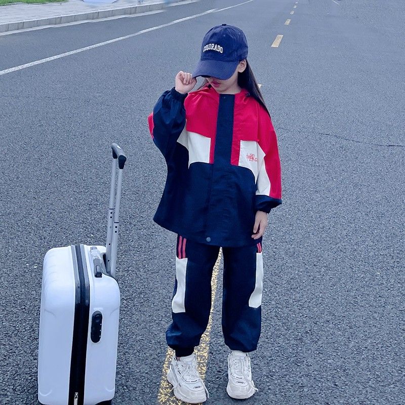 儿童冲锋衣套装新款中大女童秋季运动洋气网红时髦秋款潮洋气