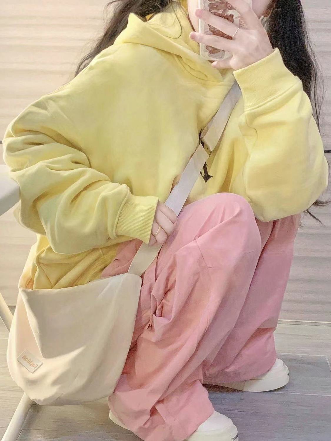 Spring and Autumn Super White Cream Yellow Pullover Hooded Sweatshirt Women's Loose Casual Lazy Style Printed Long Sleeve Top