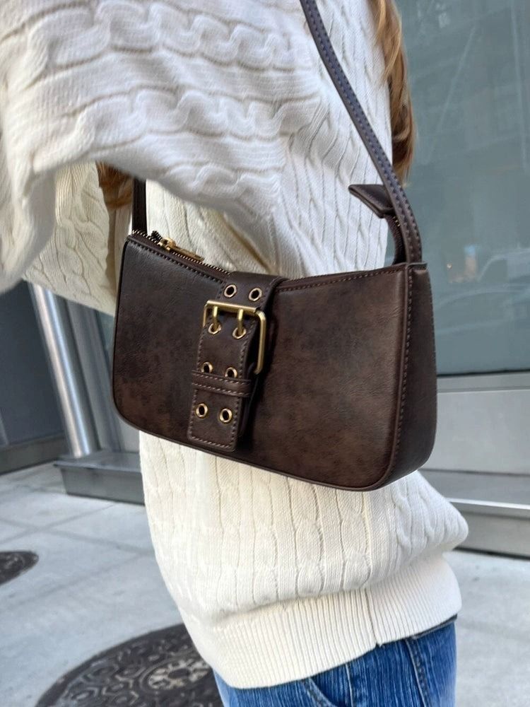 Brown belt buckle baguette bag 2024 new retro single shoulder armpit bag recommended for beautiful girls to wear