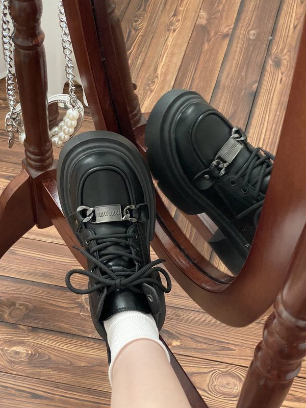 Niche Korean version thick-soled increased motorcycle Martin boots for women 2023 autumn and winter new casual short-barrel design short boots