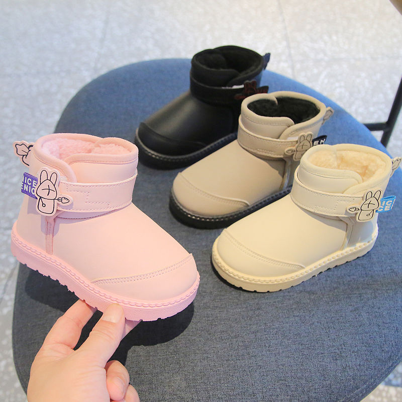 女童雪地靴冬天鞋子加厚短靴子男童棉鞋防滑加绒宝宝冬季防水