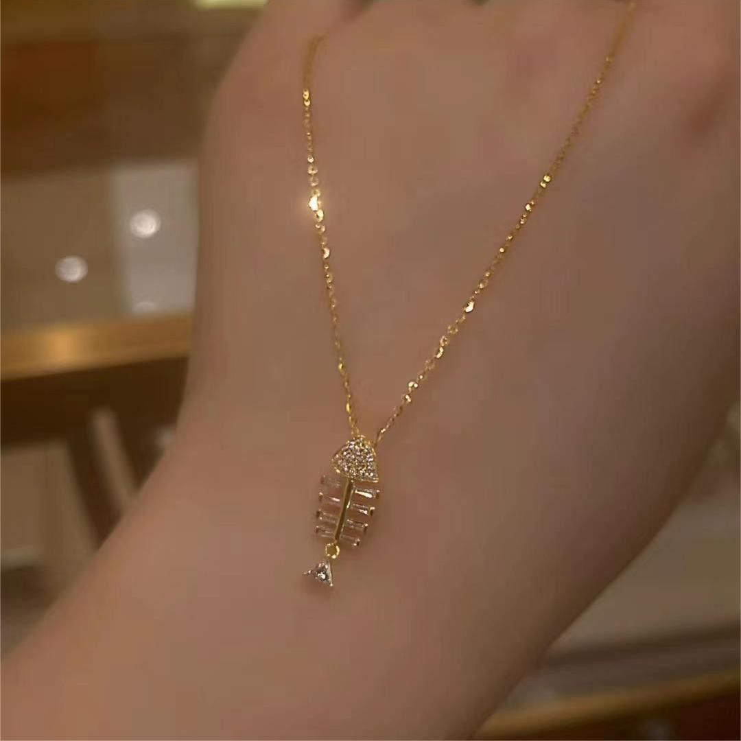 New Fish Bone Necklace For Women S925 Silver Ins Light Luxury Niche Design Simple Collarbone Sweater Chain Birthday Gift_voghion.com