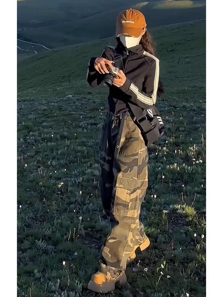 美式短款衛衣女秋季新款高級感學生顯瘦開衫拉鏈三條槓外套上衣