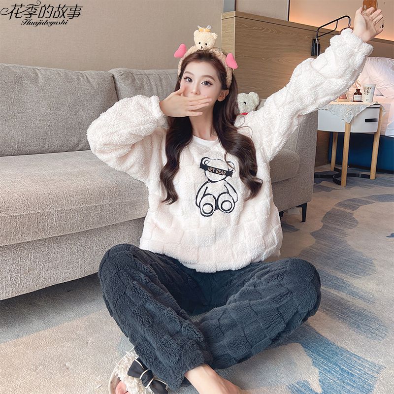 花季的故事睡衣女舒棉絨冬季加厚格子卡通字母小熊韓版家居服套裝
