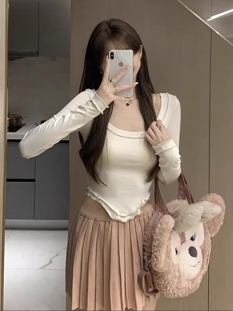 甜辣妹方領長袖T恤女裝秋季木耳邊修身內搭短款打底衫不規則上衣