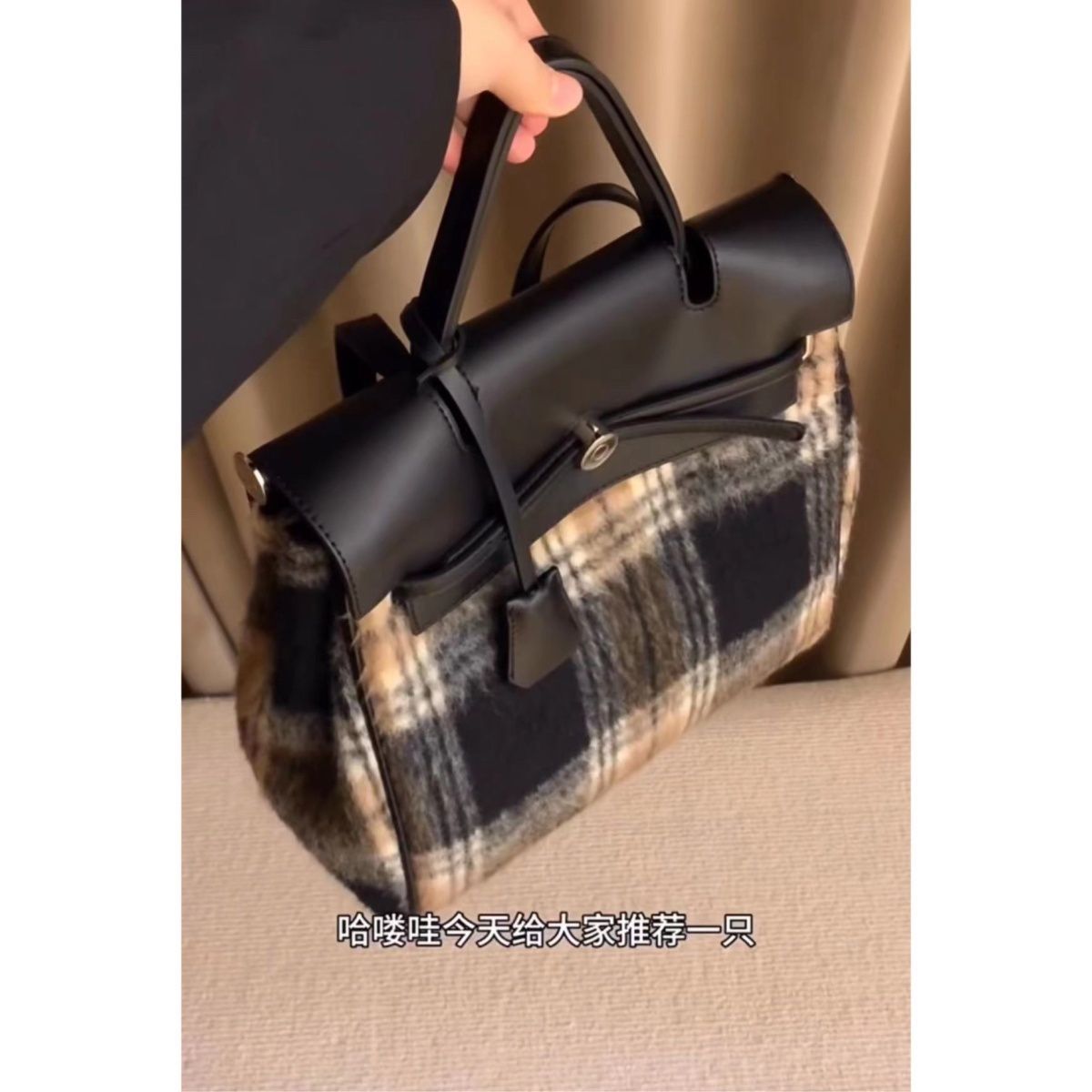 秋冬新款高級質感小眾毛呢雙肩包包大容量通勤旅行背包女