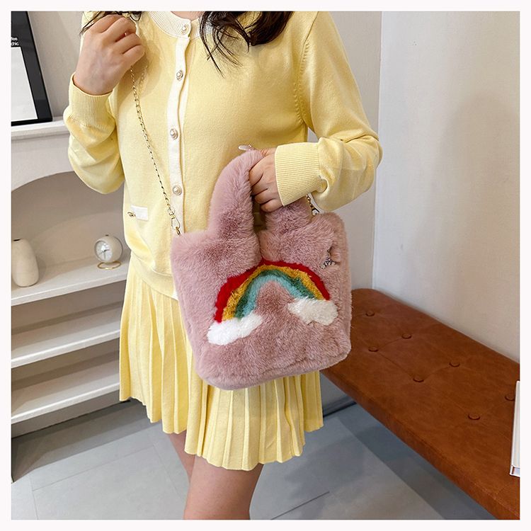 UR Winter Neue Nette Regenbogen Damen Mode Tragbare Plüsch Große Kapazität Kette Eine Schulter Umhängetasche_voghion.com