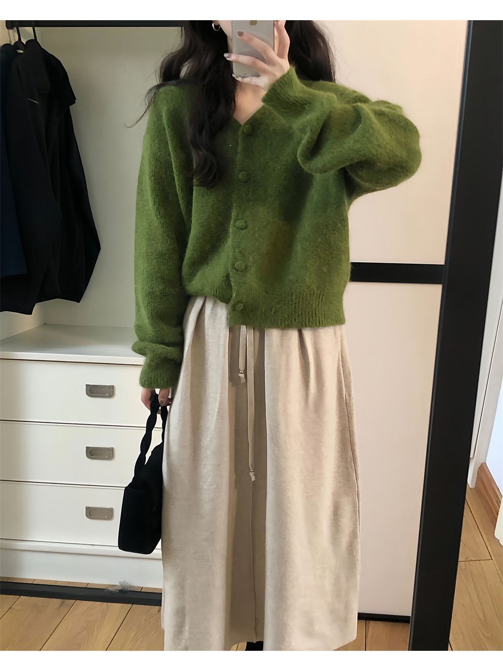 PROMONE 绿色毛衣女秋季新款慵懒复古V领针织外套小个子上衣