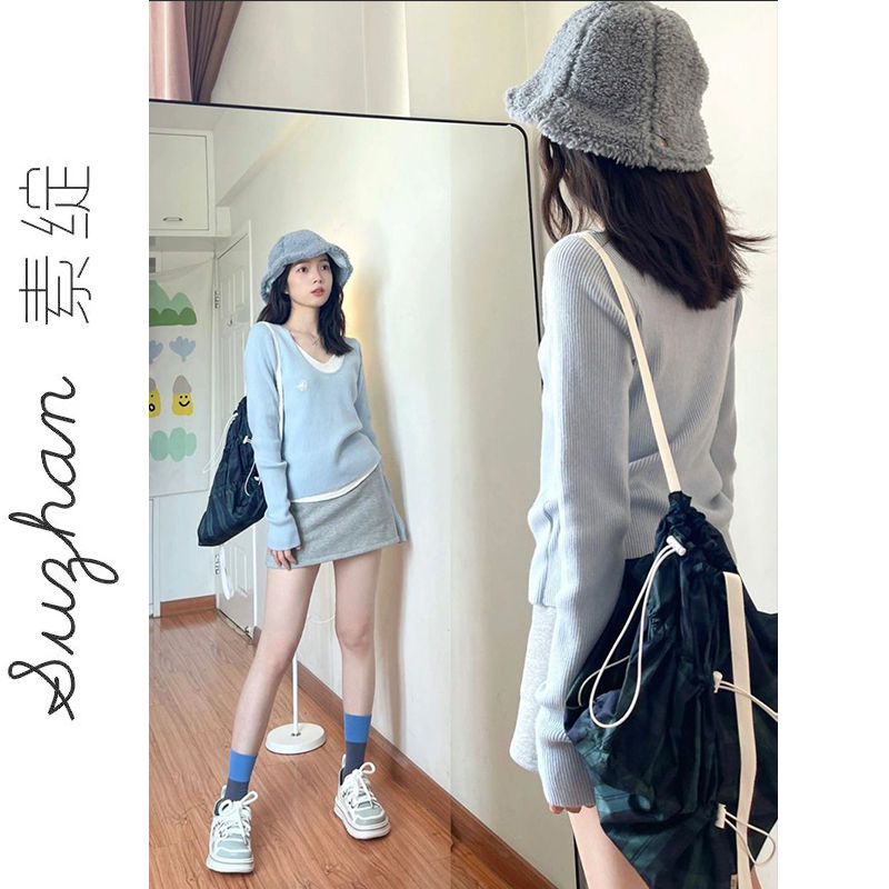 奶藍色新款修身顯瘦拼接撞色假兩件針織t恤女早秋設計感V領上衣服