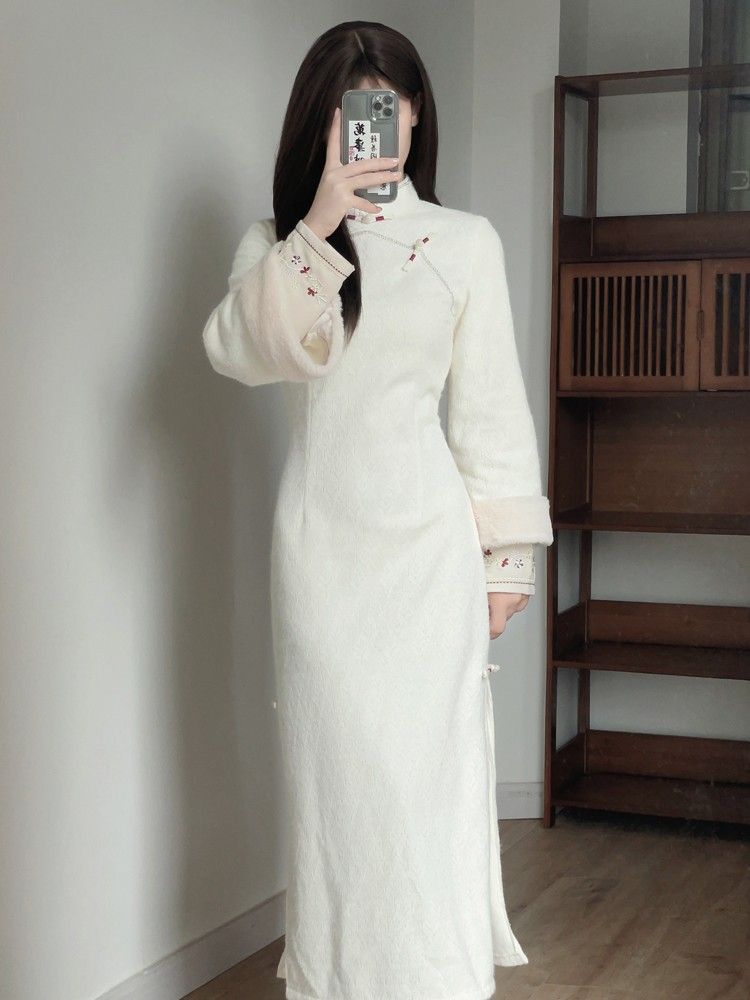 【如玉】冬季旗袍2023新中式少女年輕款顯瘦過年秋冬加絨加厚新年