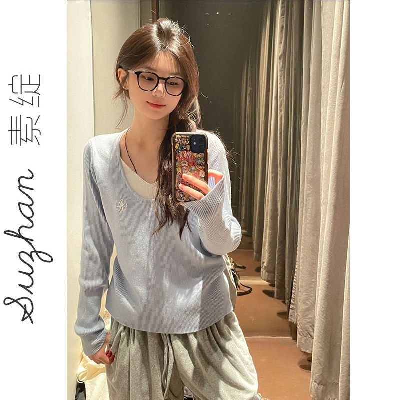 韓系V領修身顯瘦百搭刺繡上衣女早秋撞色甜辣妹假兩件長袖針織衫