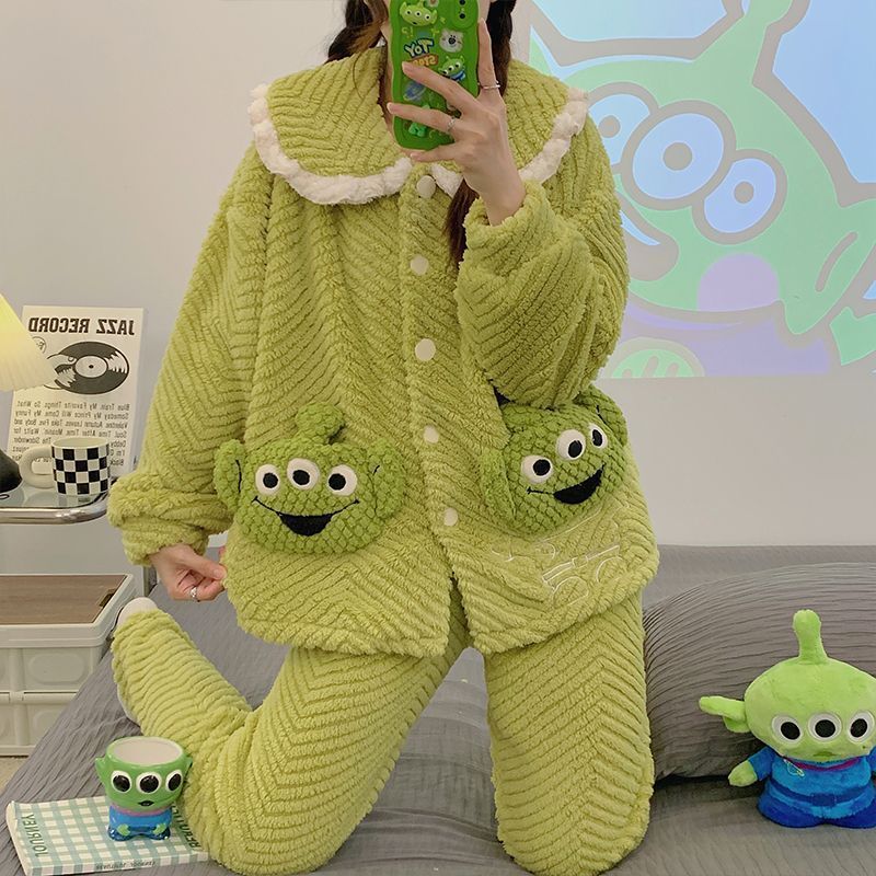 睡衣女冬季法蘭絨加絨加厚保暖卡通寬鬆版女士大碼家居服兩件套裝