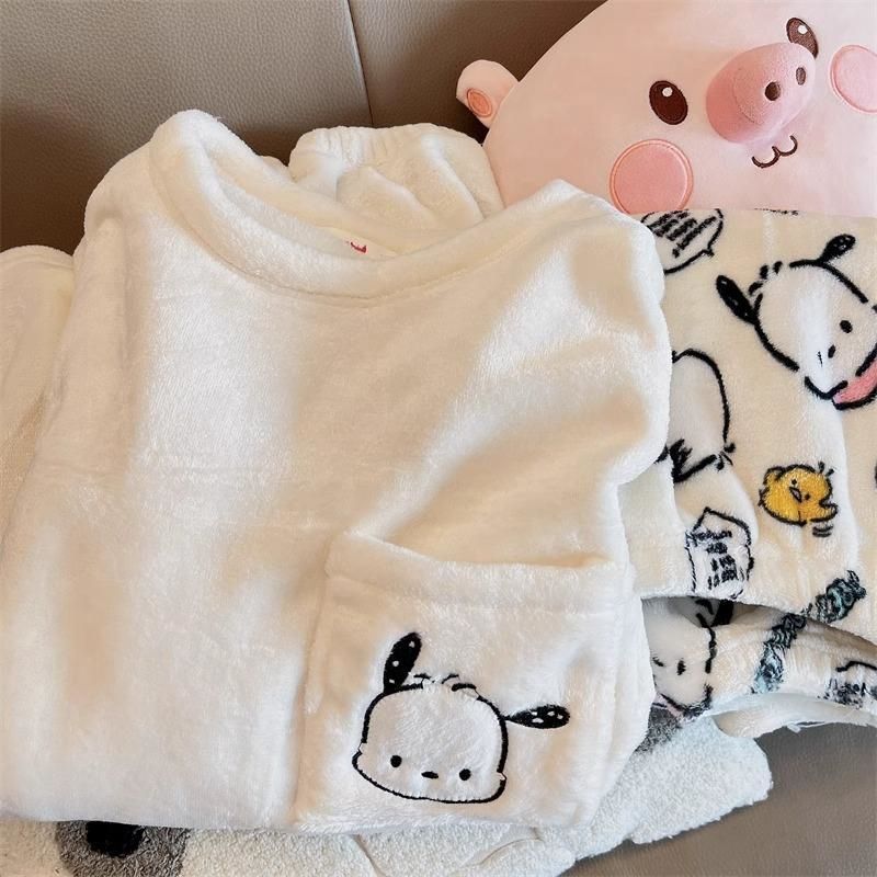 秋冬季加厚加絨珊瑚絨睡衣女卡通法蘭絨長款冬天可外穿家居服套裝