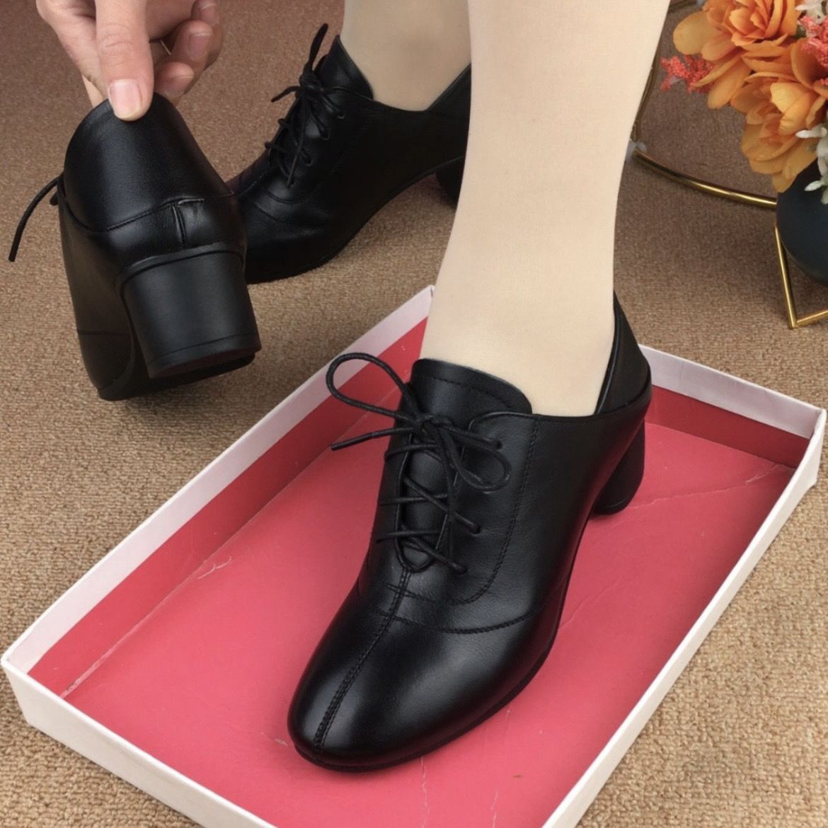 Tacco basso morbido genuino per le donne Primavera Nuova moda Versatile scarpe piccole in pelle con tacco medio, profondo_voghion.com
