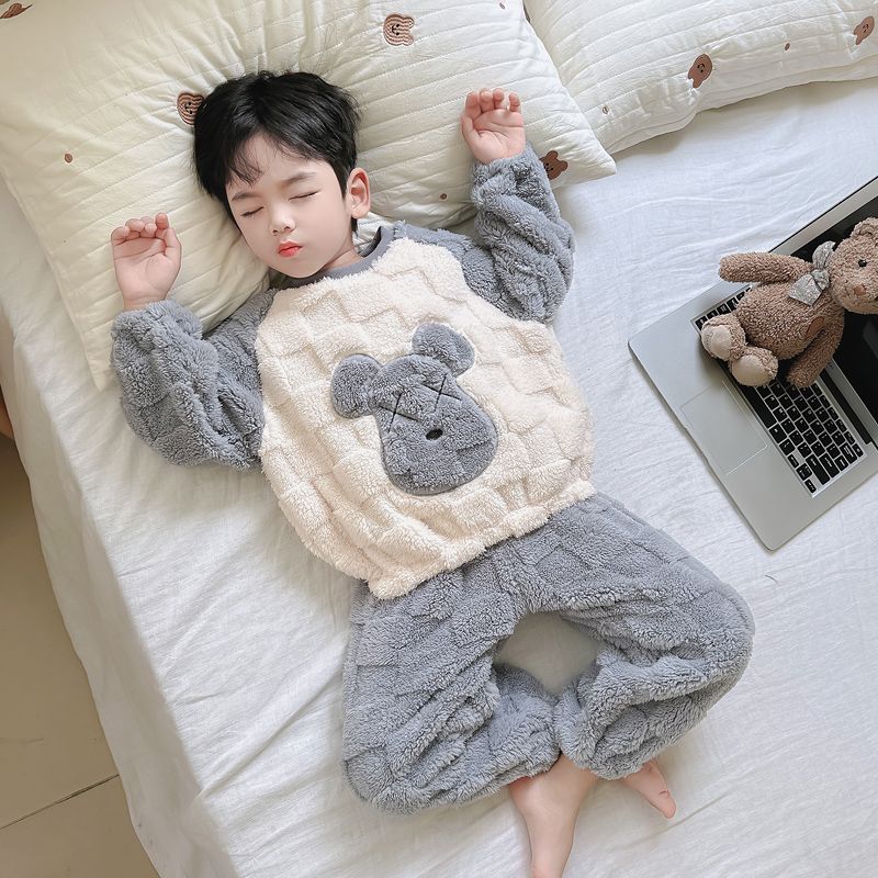 Boys pajamas autumn and winter flannel thickened coral velvet  new children's home clothes set baby boy