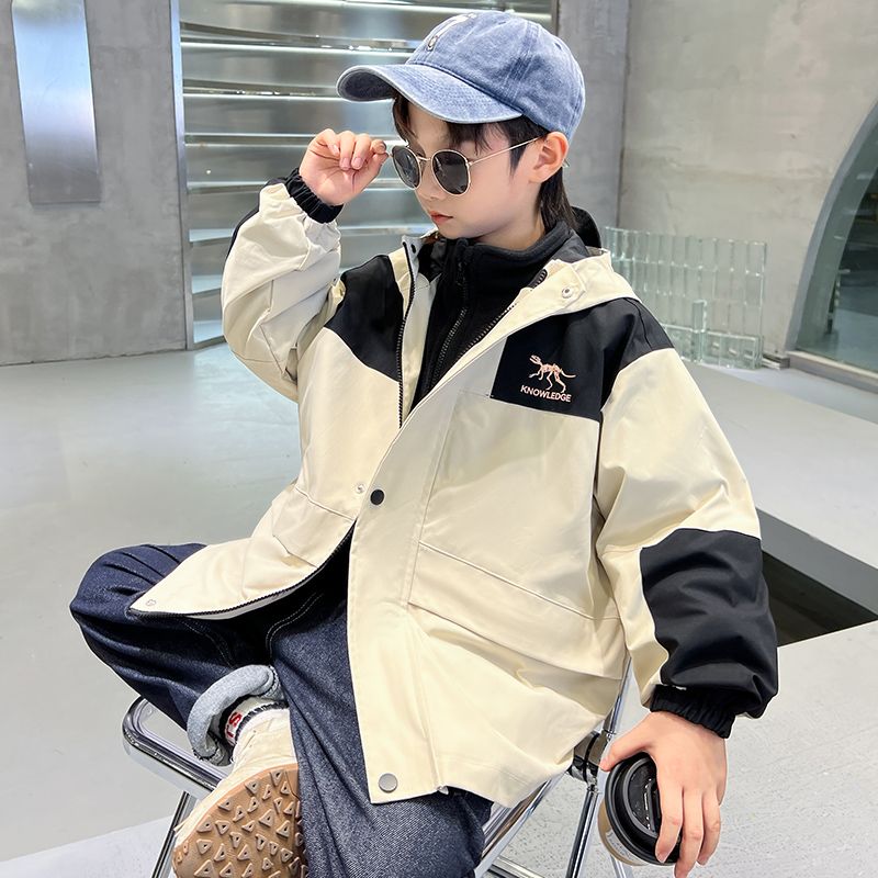 童裝男童秋裝外套2023新款中大兒童衝鋒衣三合一秋冬季搖粒絨保暖