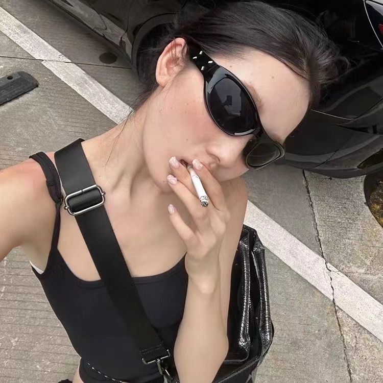 2023 new high-end sunglasses for women, fashionable hot girl style narrow frame cycling glasses, driving concave shape sunglasses