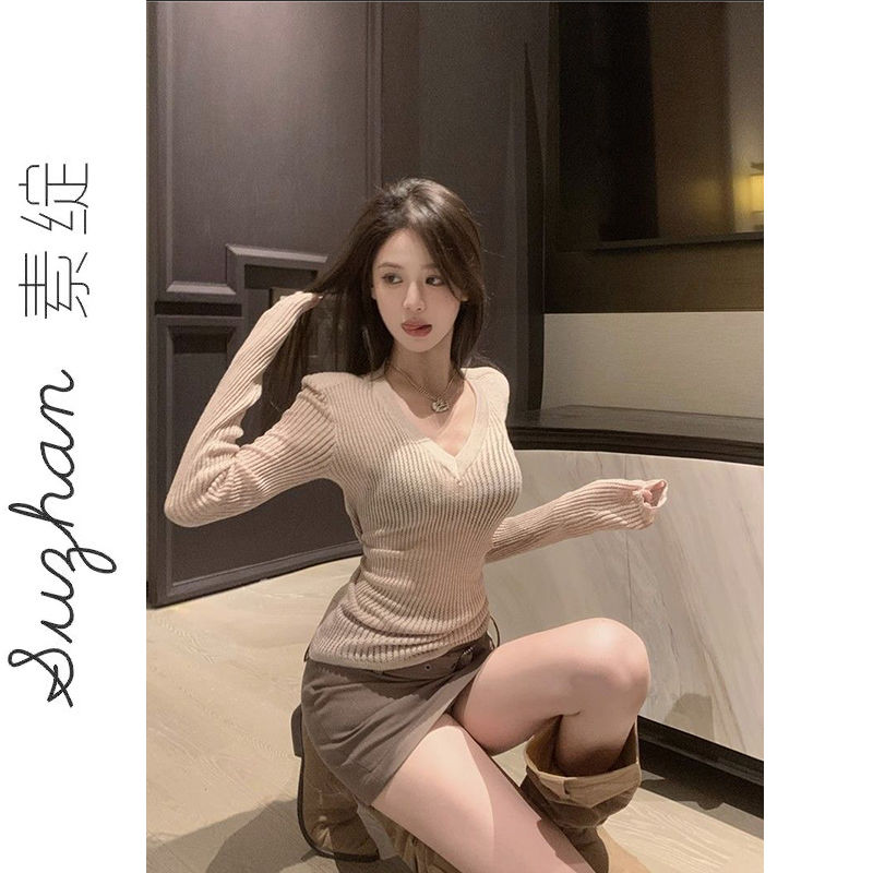ins風新款鏤空長袖針織衫女秋季設計感純色V領套頭修身顯瘦上衣服