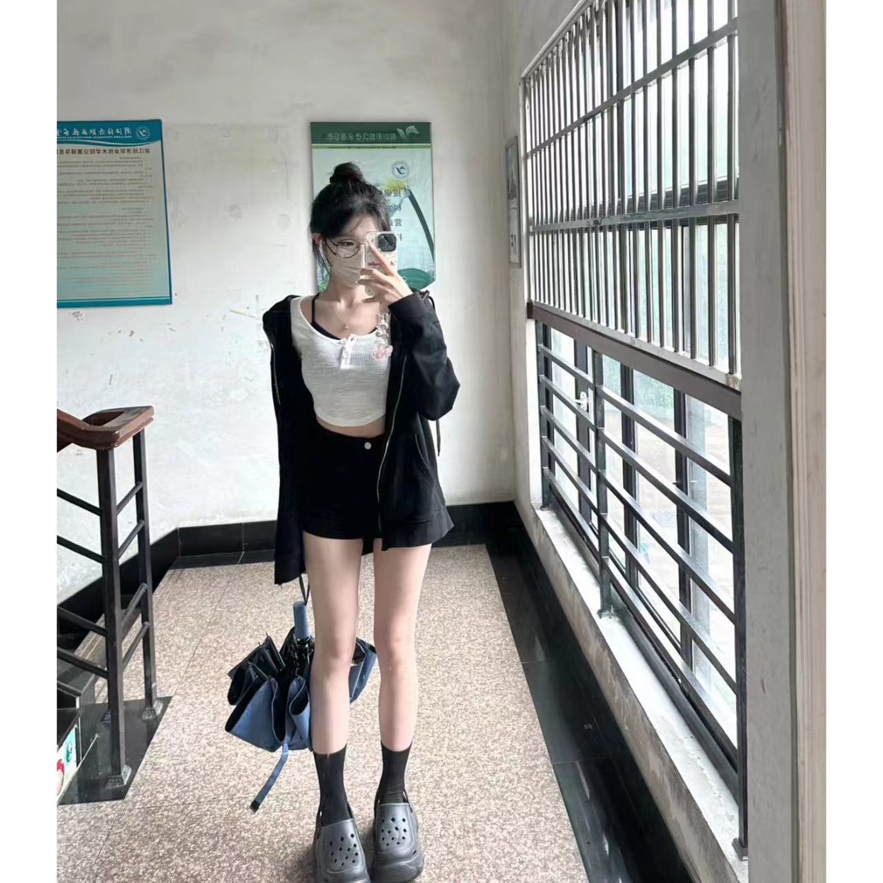 黑色直筒牛仔短褲女水洗彈力辣妹包臀熱褲跳舞顯腿長顯瘦百搭潮流