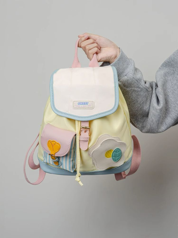 迷你双肩包包女2023新款小众设计大学生可爱撞色小书包通勤小背包