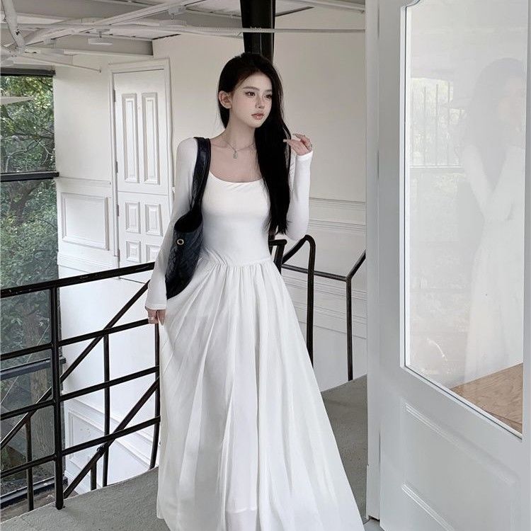 法式复古气质高级感长袖白色方领打底连衣裙女秋季收腰a字长裙