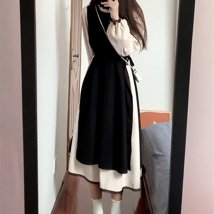 法式溫柔氣質黑色長袖連衣裙子女秋季大碼新款高級感拼接顯瘦長裙