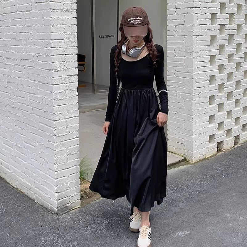 复古法式黑色赫本风长袖连衣裙秋2023新款法式气质修身显瘦小黑裙