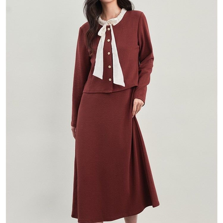 Plus size autumn new socialite small fragrance suit women's autumn knitted long-sleeved cardigan red suspender skirt two-piece set