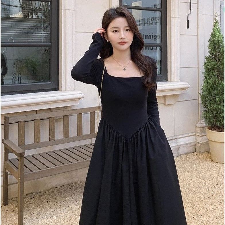 纯欲黑色茶歇法式连衣裙秋女新款高级赫本风气质方领显瘦长裙