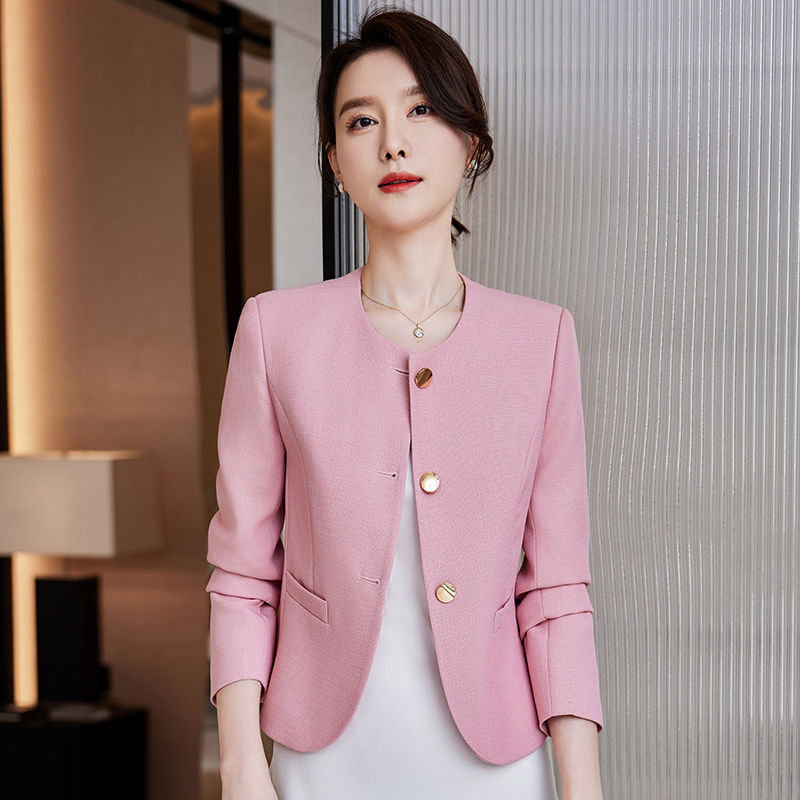 Small blazer women's 2023 autumn new style high-end professional tops temperament small fragrant style short suit