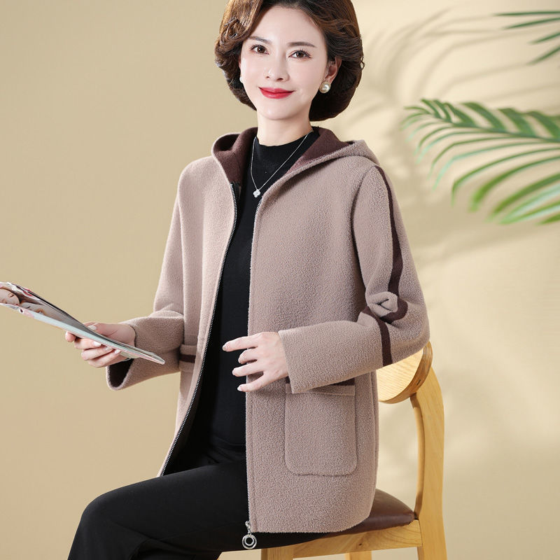 中年女裝秋冬裝2023新款媽媽洋氣外套雙面呢子中老年針織上衣保暖