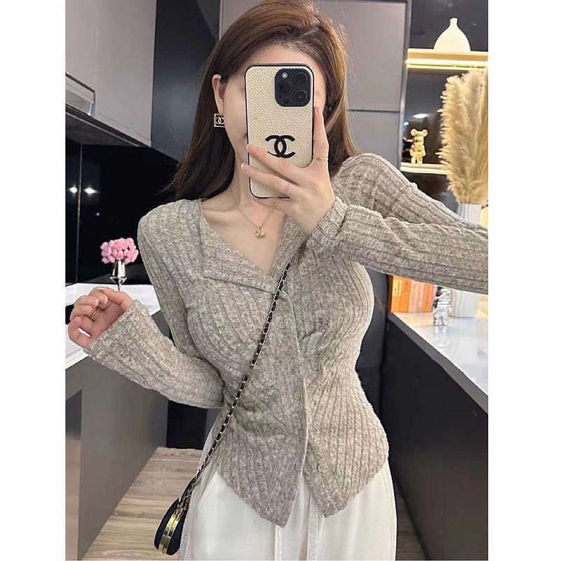 V-neck breast style early autumn new long-sleeved cardigan women's top covers belly and hides flesh knitted sweater bottoming shirt to look slim
