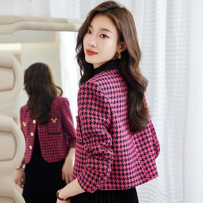 Xiaoxiangfeng houndstooth short coat for women autumn and winter 2023 new design, foreign style, versatile and fashionable top for little people