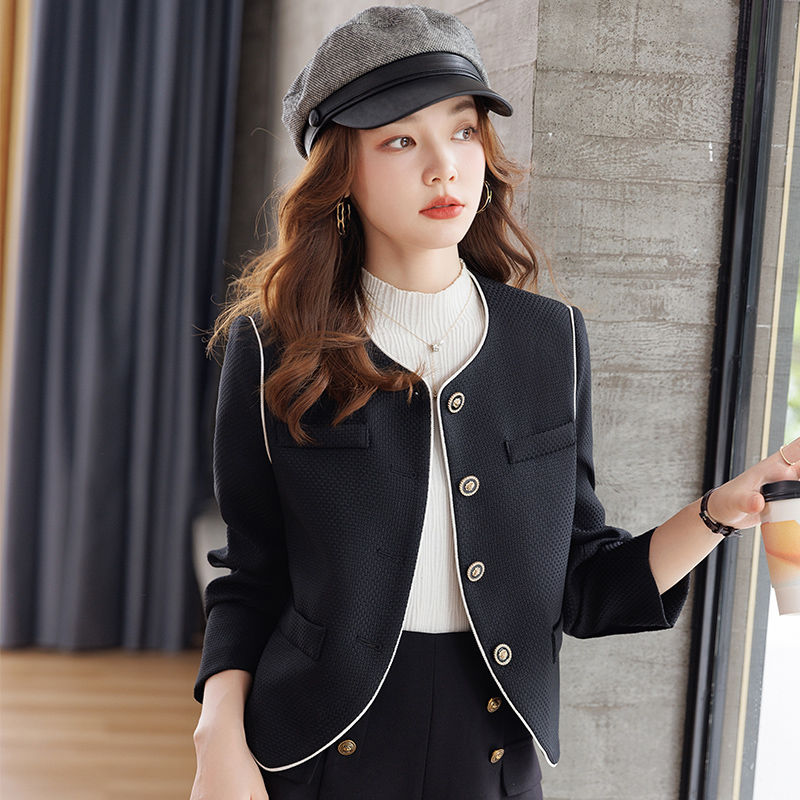 High-end black suit jacket for women autumn and winter 2023 new style petite short casual temperament small fragrance top